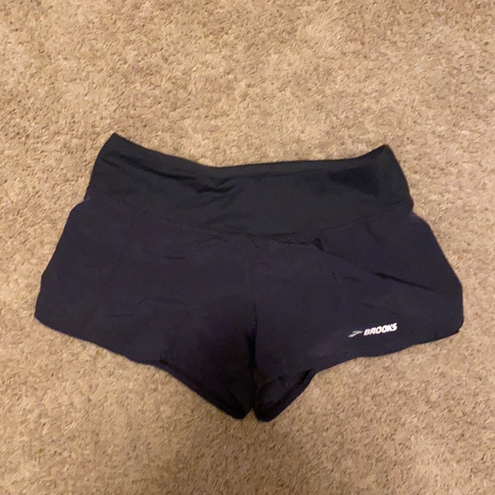 NWOT Brooks running shorts